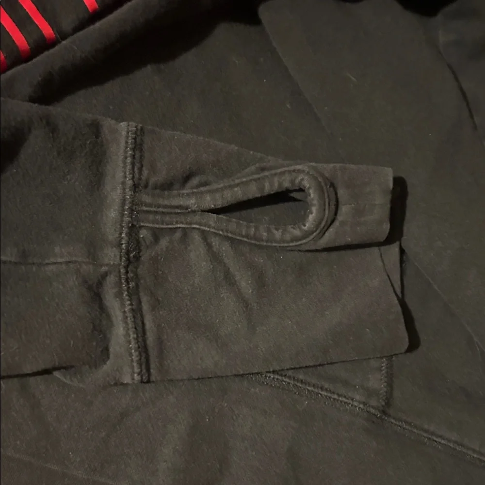 Black and Red PINK -victoria’s Secret quarter Zip-Up Hoodie - Picture 6 of 6